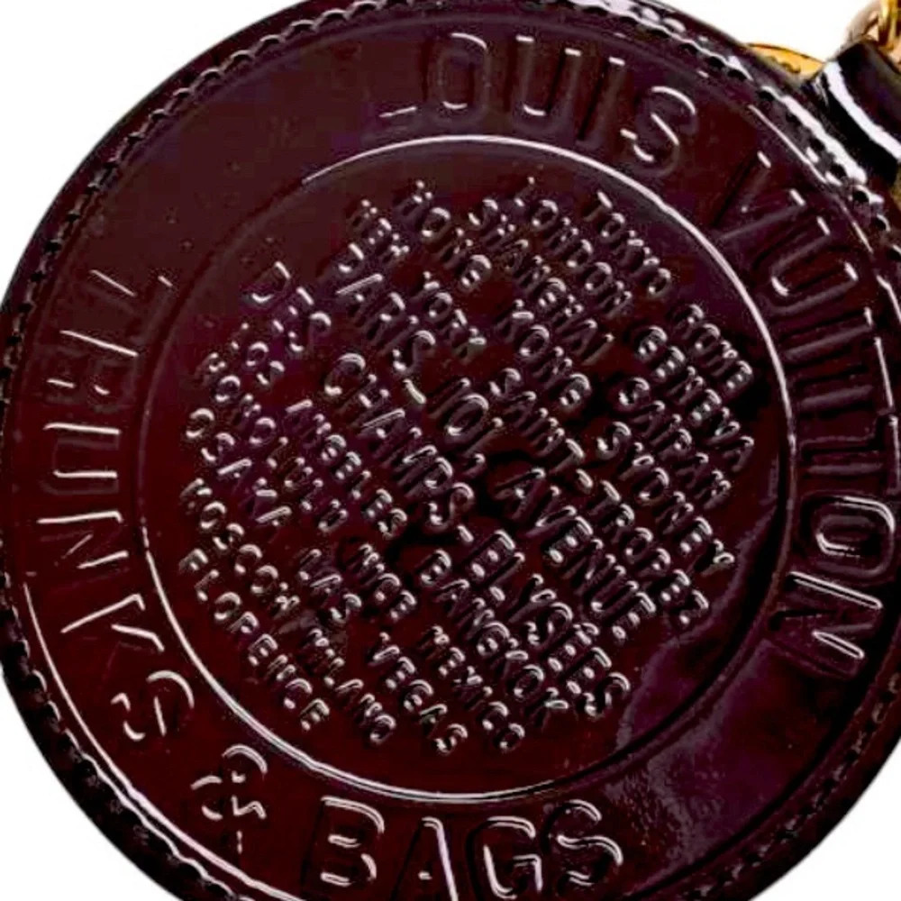 Authentic Louis Vuitton Rare Limited Edition Vernis Round Porte Cles Bag Charm - Picture 6 of 12